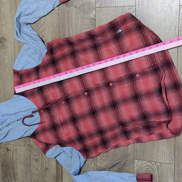 North Face Red Flannel Jacket Gray Sleeves Button Up Women’s S Small Hood - Picture 4 of 8